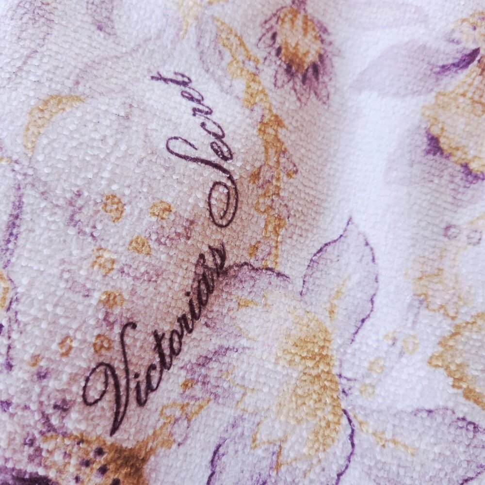 Victoria’s Secret Packable Beach Blanket Backpack Purple Floral Terry Cloth Tote - Picture 7 of 10
